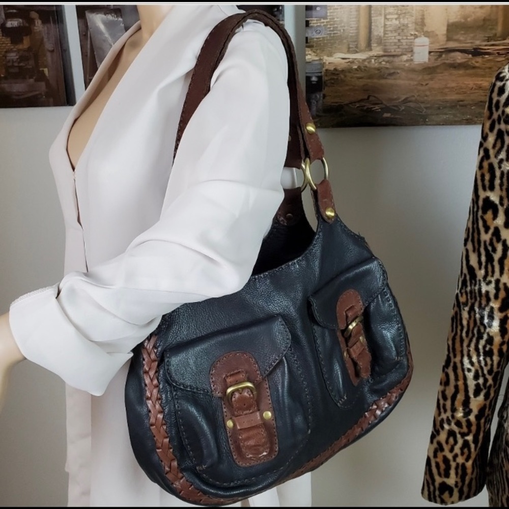 Beautiful new Carla Mancini brown authentic leather purse